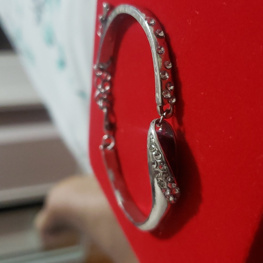 Bracelet - Picture 2 of 7